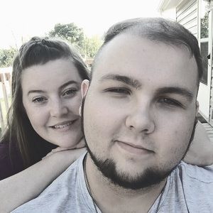 Meet your Posher, Avery